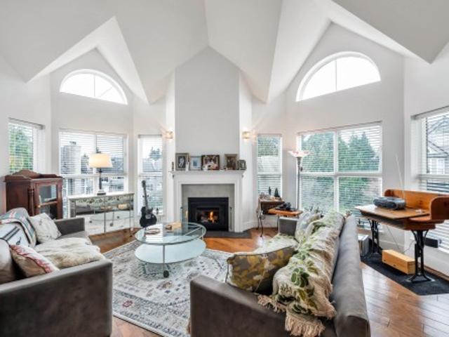 303 1208 Avenue, Surrey, BC, V3W 1Z9 Single Family Property For Sale | Listing ID R3107 | Royal LePage