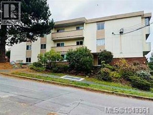 303 1 Midgard Ave, Saanich, BC, V8P 2Y2 Single Family Property For Sale | Listing ID 1043 | Royal LePage