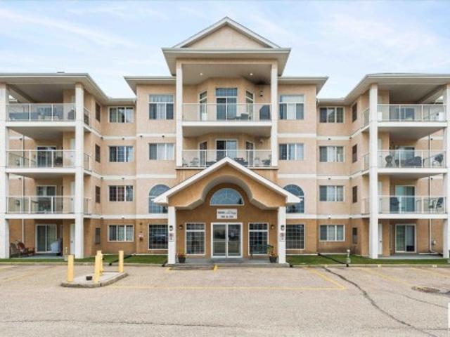 303 7 Golf Course Road, Stony Plain, AB, T7X 2Y6 condo for sale | Listing ID E4447 | Royal LePage