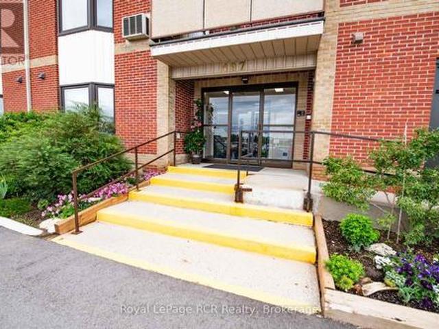 303 497 Birmingham Street W, Wellington North Mount Forest, ON, N0G 2L1 condo for sale | Listing ID X13593 | Royal LePage