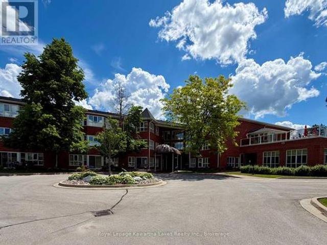 303 4 Heritage Way, Kawartha Lakes Lindsay, ON, K9V 5Z2 condo for sale | Listing ID X13460 | Royal LePage
