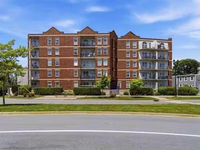 303 5769 Cunard Street, Halifax, NS, B3K 1C8 condo for sale.