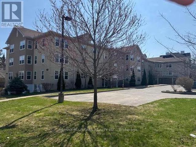 303 8 Huron Street, Kawartha Lakes Lindsay, ON, K9V 6K3 condo for sale | Listing ID X13075 | Royal LePage
