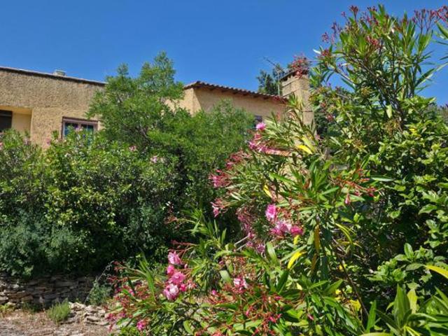 30400 VILLENEUVE LES AVIGNON, VILLA DE 163 M² AVEC 5 CHAMBRES SUR 743 M² SE TERRAIN CLOS