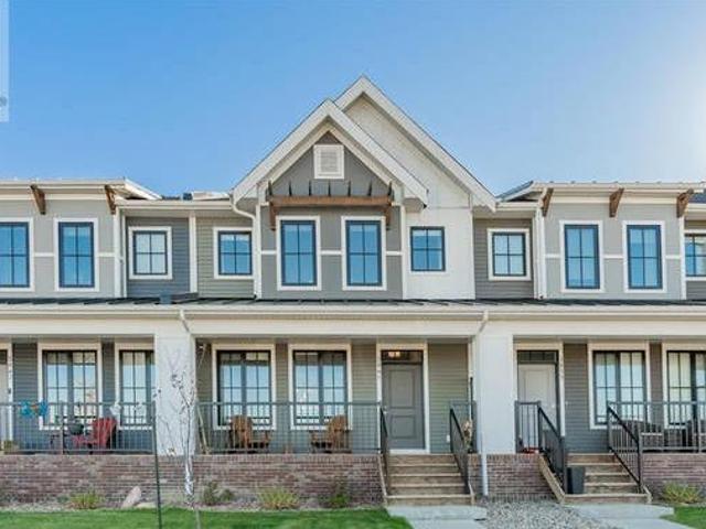 3041 Brighton COMMON Saskatoon Saskatchewan