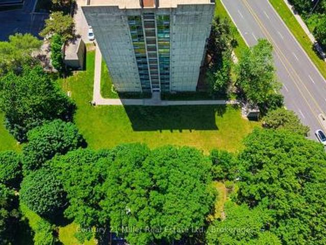 304 20 Speers Road, Oakville Co Central, ON, L6K 3R5 condo for sale | Listing ID W13419 | Royal LePage