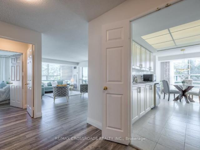 304 7 Bayview Avenue, Thornhill | Terminated, N12589 | Condos. Ca