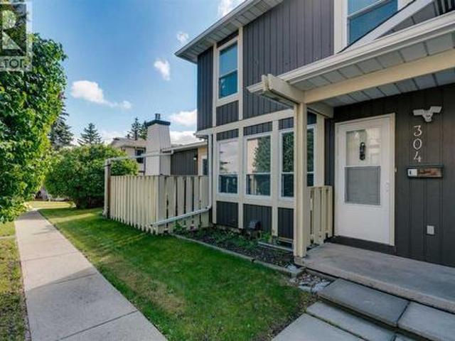 304, 544 Blackthorn Road Ne, Calgary, AB, T2K 5J5 house for sale | Listing ID A2309 | Royal LePage