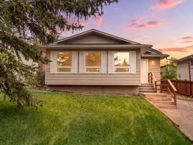 304 Beddington Circle Ne, Calgary, AB, T3K 1K7 house for sal.