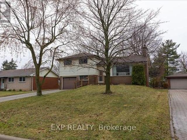 304 Burlington Crescent, London, ON, N5Z 3G5 house for sale | Listing ID X12055 | Royal LePage