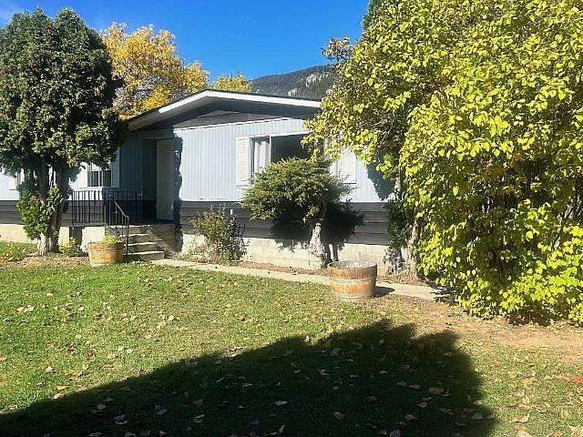 3057 Capostinsky Road, Vavenby