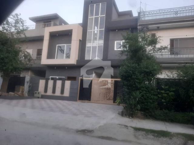 30*50 Cda Transfer Top Location Brand New House Available In G 9/4 Near Big Park Near Mosque And Market