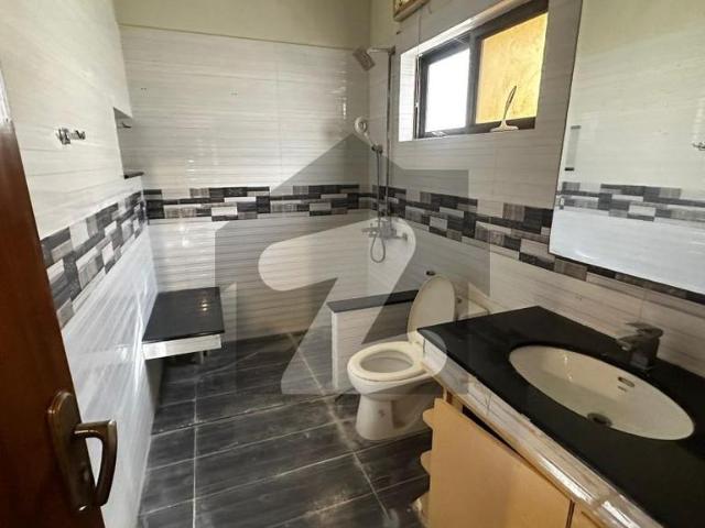 30*50 Cda Transfer Top Location House Available In G 9/4 Near Metro Station Near Service Road G 9/4