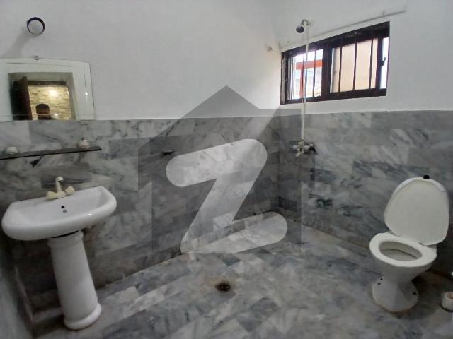 30*50 Cda Transfer Good Location Renovated Marble Floor House Available In G 9/3