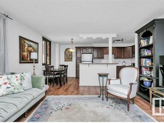 305 10125 Street, Edmonton, AB, T5J 3M5 condo for sale | Listing ID E4429 | Royal LePage