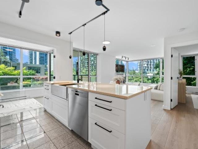 305 1 Pender Street W, Vancouver, BC, V6E 4T1 Single Family Property For Sale | Listing ID R3127 | Royal LePage