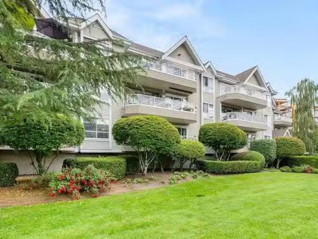 305 20217 Michaud Crescent, Langley, BC, V3A 8L1 Single Fami.