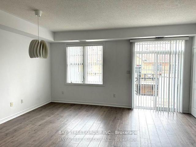 305 2 Sawgrass Drive, Oakville | For Rent @ $2,950 | Condos. Ca