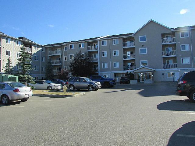 #305 4309 33 St Stony Plain, Alberta