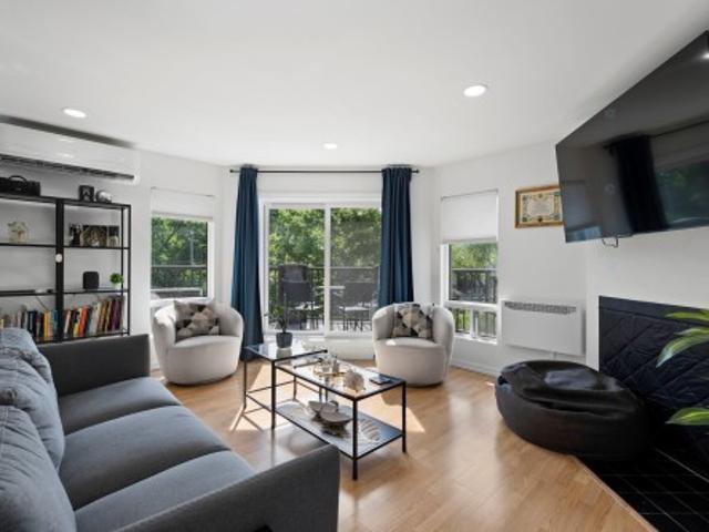 305 5 Rue Riviera, Montréal Pierrefonds Roxboro, QC, H8Z 3H7 lease for lease | Listing ID 26043 | Royal LePage