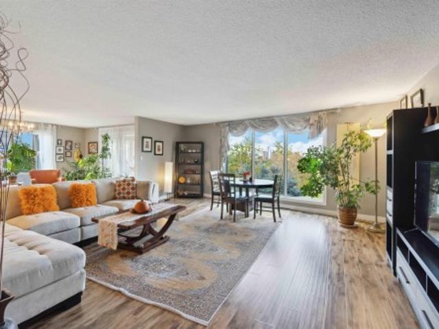 305 8707 Street, Edmonton, AB, T6E 5J5 condo for sale | Listing ID E4471 | Royal LePage