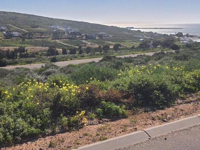 305 m² Land available in St Helena Views