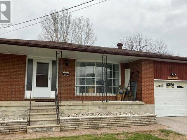 305 SEVENTH Street Collingwood Ontario