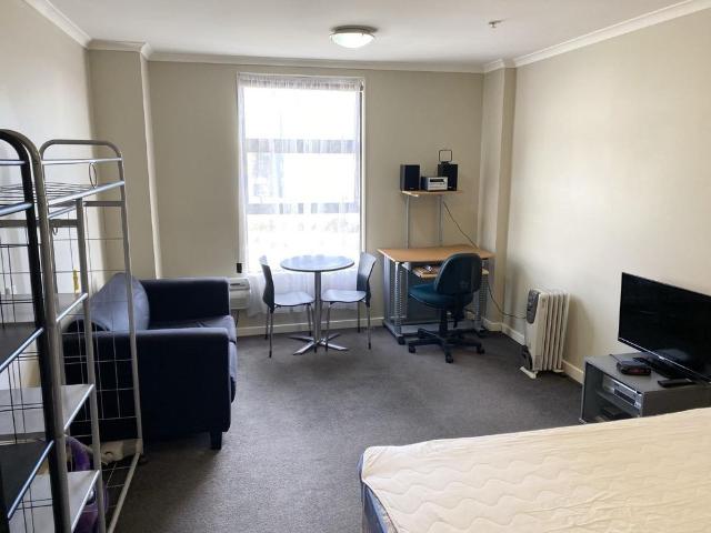 306/5 Aitken Street