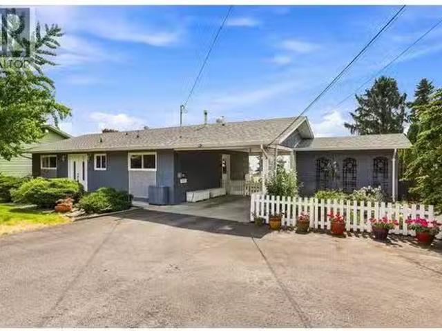 3068 Ourtoland Road, West Kelowna, BC, V1Z 2J1 house for sal.