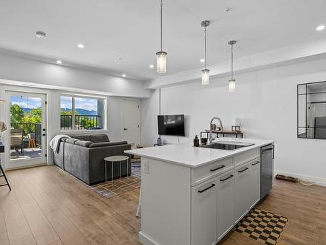 306 1 Pacific Avenue, Kelowna, BC, V1Y 5T7 Single Family Property For Sale | Listing ID 10392 | Royal LePage