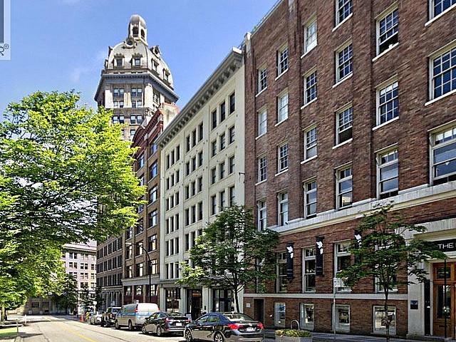 306 518 Beatty Street Vancouver, British Columbia
