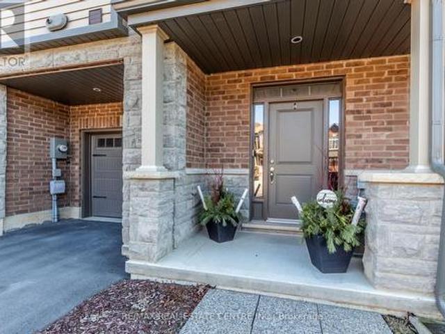 306 Humphrey St, Hamilton, ON, L8B 1W5 townhouse for sale L.
