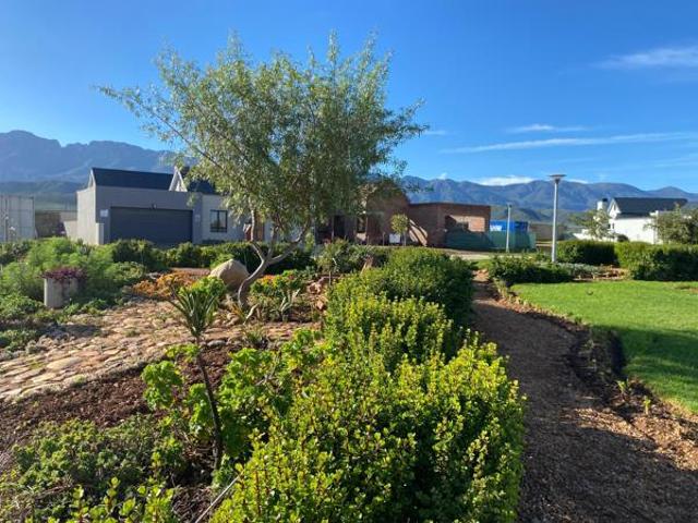 306 m² Land available in Robertson
