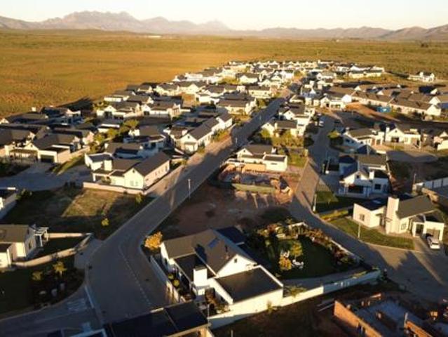 306 m² Land available in Robertson Outlying