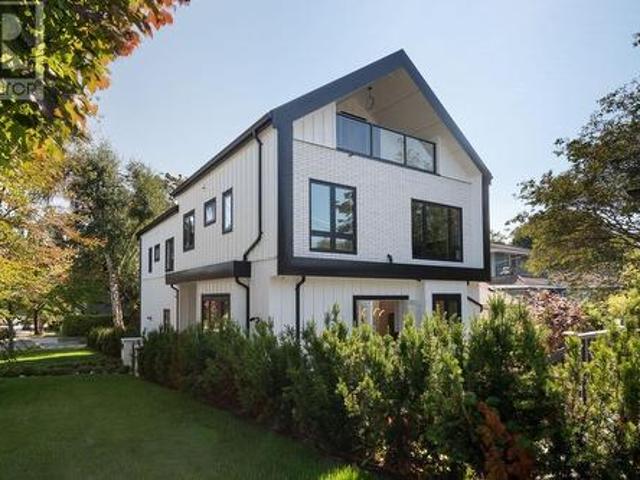 3075 Courtenay Street, Vancouver, BC, V6R 3X8 duplex for sale | Listing ID R2974 | Royal LePage