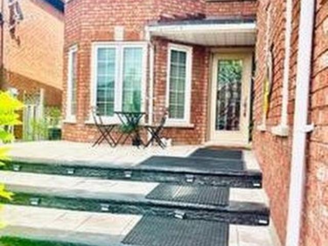 3076 Bayberry Drive, Mississauga, ON, L5N 6P1 house for lease | Listing ID W13459 | Royal LePage