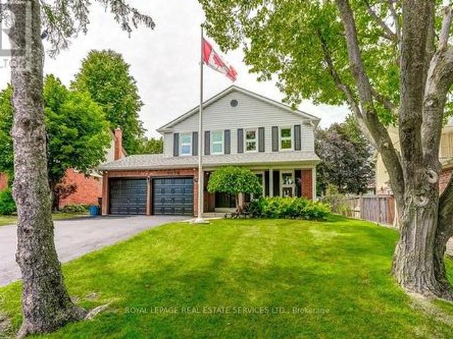 3076 Redstart Drive, Mississauga, ON, L5L 2N3 house for sale | Listing ID W13580 | Royal LePage