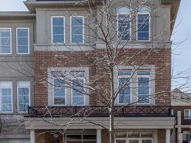 3070 Eberly Woods Drive, Oakville | 3Beds/4Bath, Townhouse, $3,700/mo | Condos. Ca