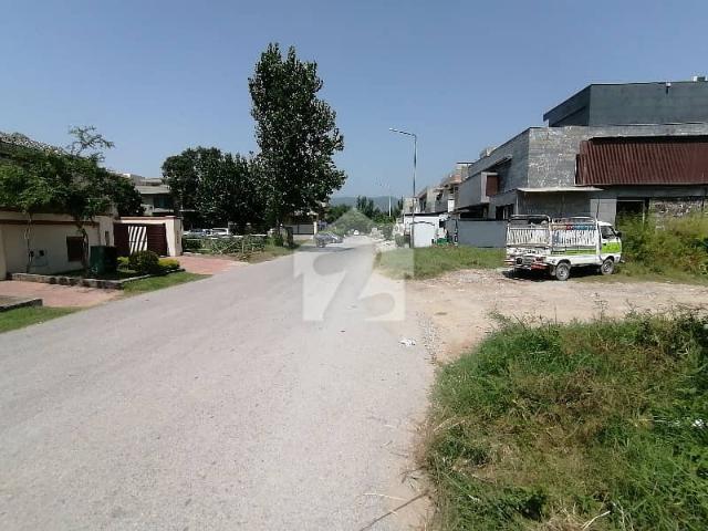 30*70 Prime Location Plot For Sale
