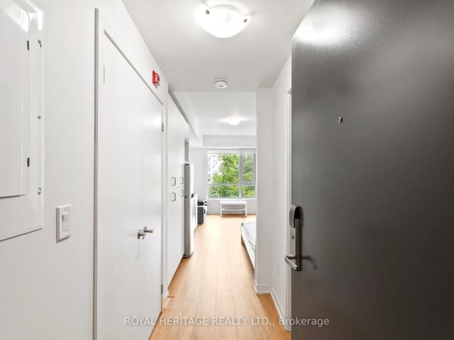 307 1 Simcoe Street N, Oshawa | StudioBeds/1Bath, Condo, $299,900 | Condos. Ca