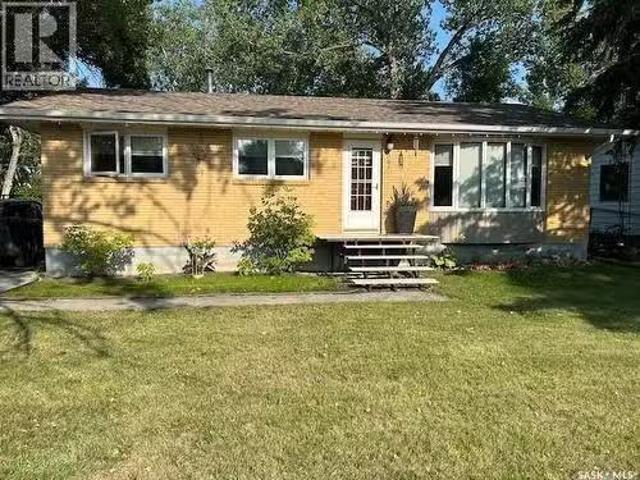 307 1St Street W, Carnduff, SK, S0C 0S0 house for sale List.