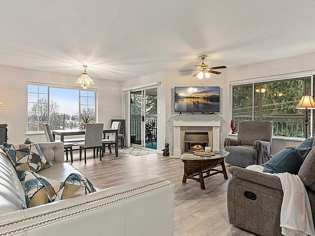 307 2491 Gladwin Road Abbotsford, British Columbia
