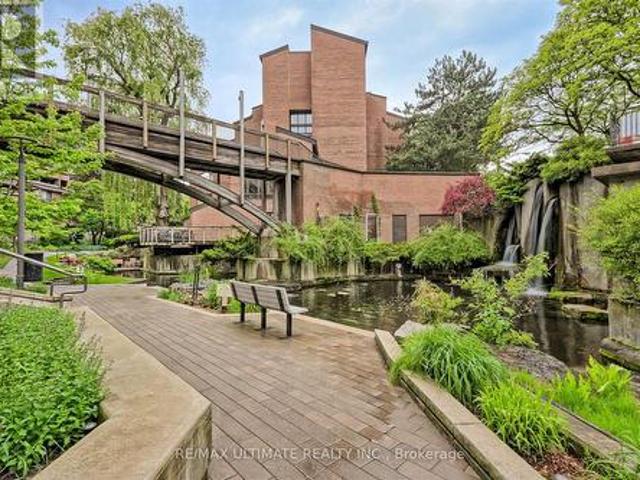 307 40 Sylvan Valleyway, Toronto, ON, M5M 4M3 condo for sale | Listing ID C12285 | Royal LePage
