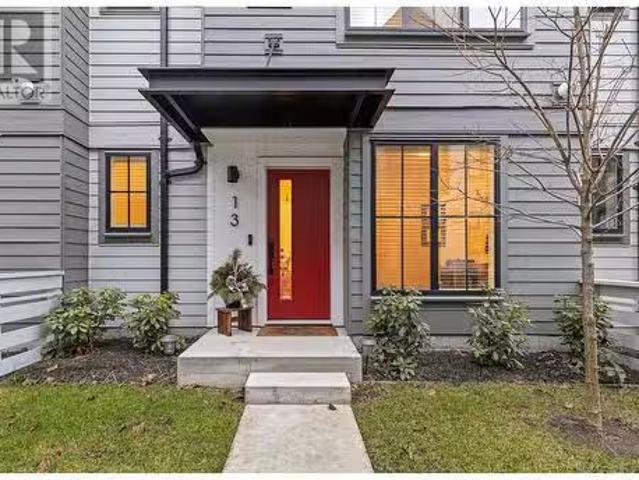 307 Glen Park Drive Unit# 13, Kelowna, BC, V1V 0H1 house for.