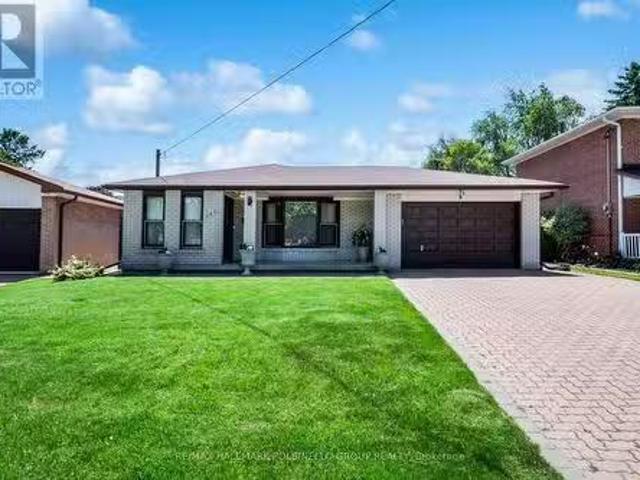307 Driftwood Avenue, Toronto, ON, M3N 2N6 house for sale L.