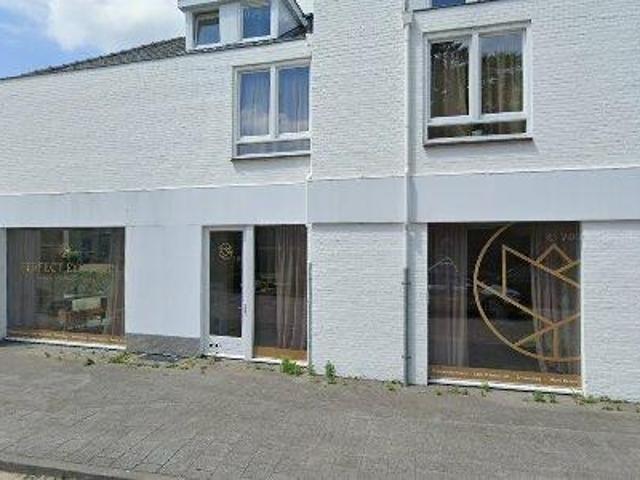 307 m2 office space for rent in Breda