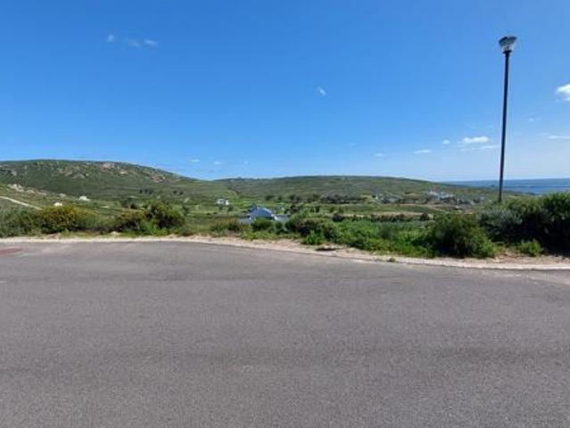 307 m² Land available in St Helena Views