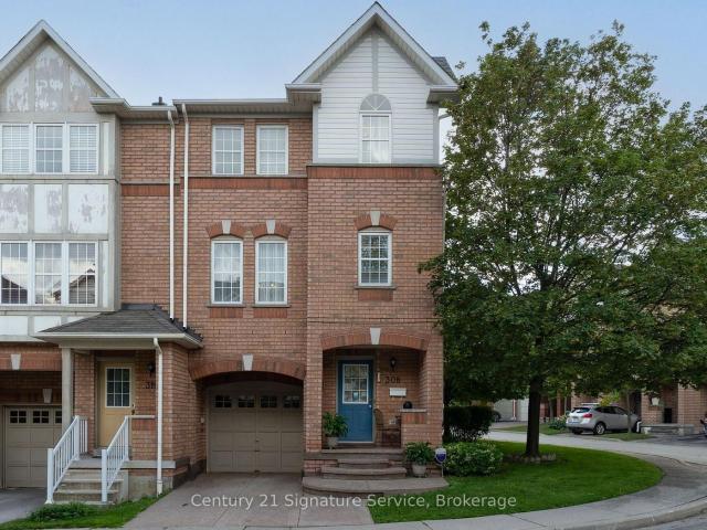 308 3 Breakwater Court, Mississauga | 3Beds/2Bath, Townhouse, $729,999 | Condos. Ca