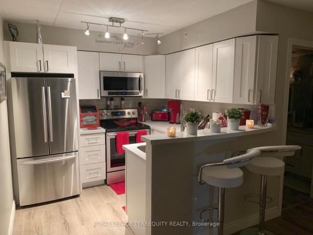 308 1 Walkers Line, Burlington | For Rent @ $2,325 | Condos. Ca