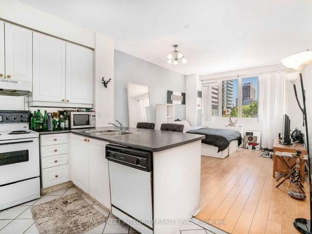 308 555 Yonge Street, Toronto | Suspended, C12577 | Condos. Ca